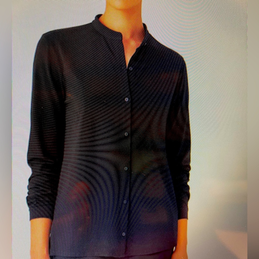 Previously loved black Eileen Fisher tunic,  size medium, elegant & washable.